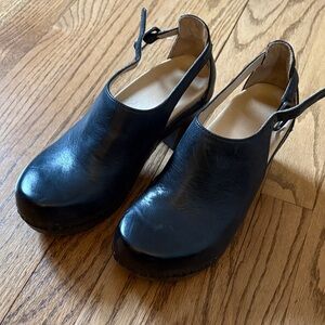 Black Dansko Sassy Size 38